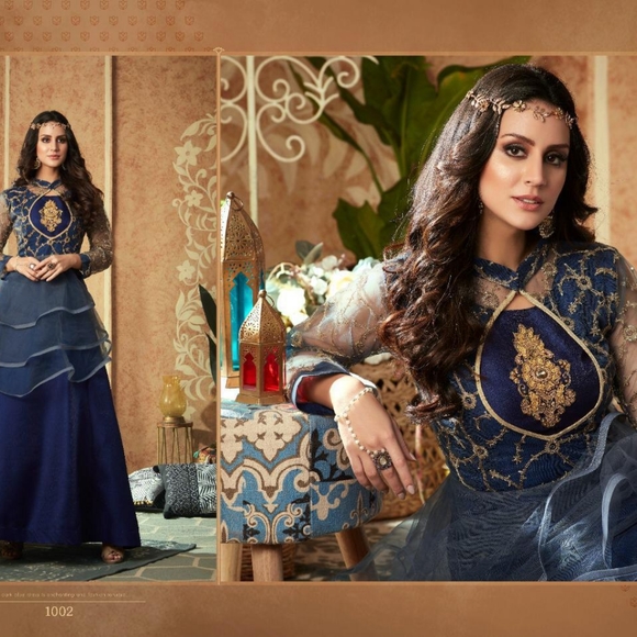 Gowns - Picture 3 of 8